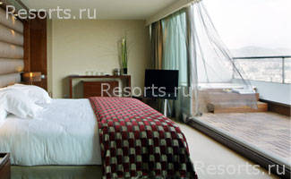Hesperia Tower 13